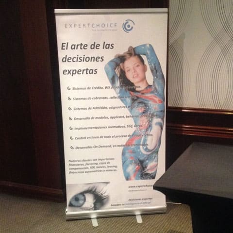 Auspicio de seminario de Riesgo y Crédito en Hotel Radisson
