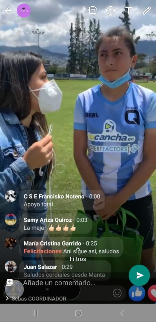 ExpertFactor Ecuador auspiciador del equipo de fútbol femenino